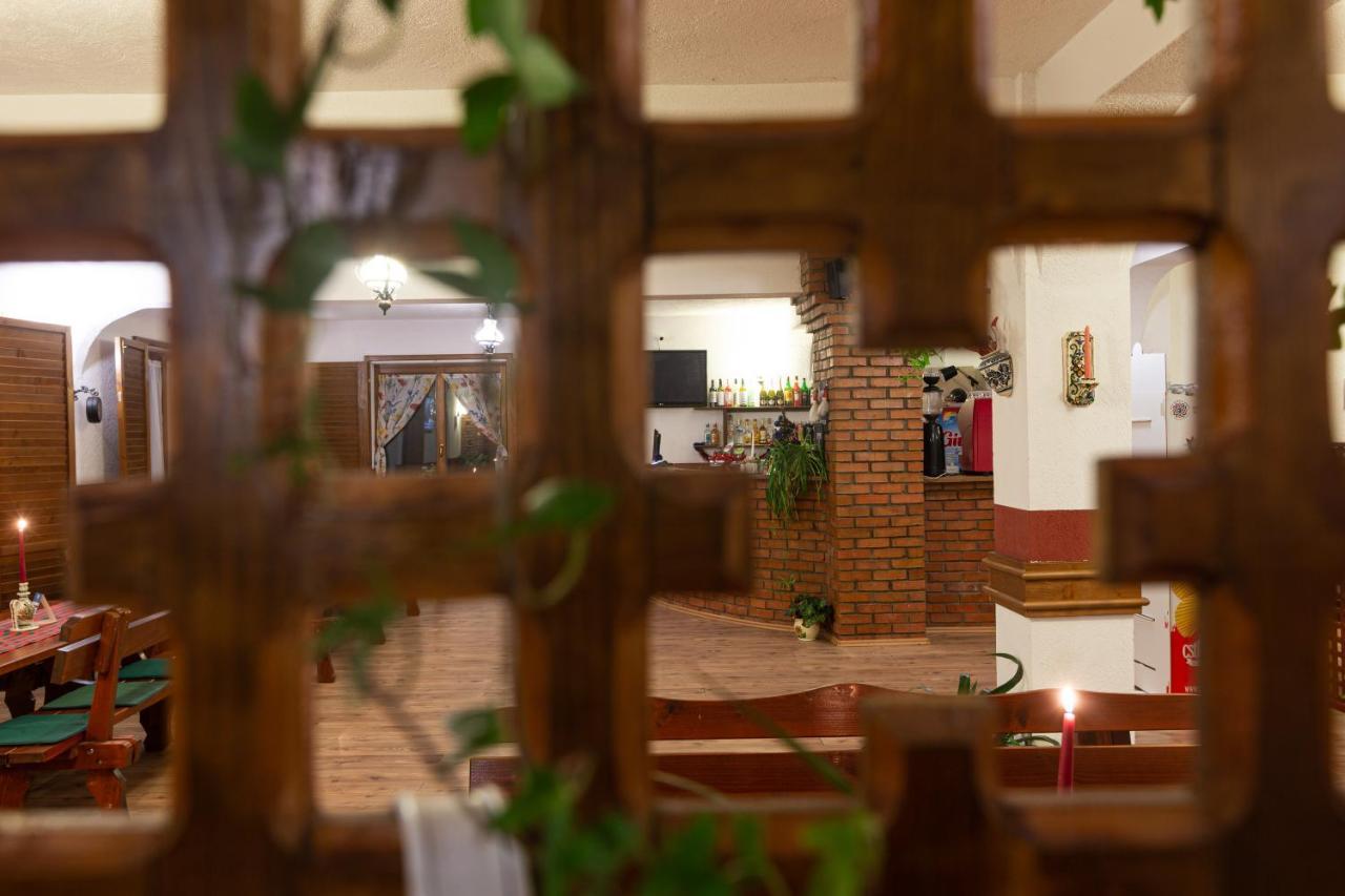 Pensiunea Si Restaurant Erdo Odorheiu Secuiesc Extérieur photo