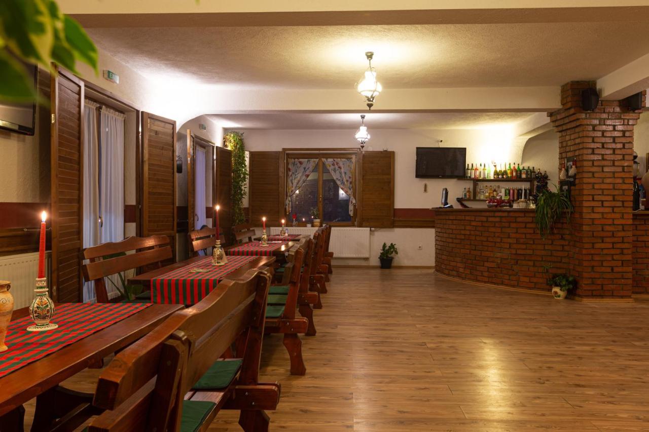Pensiunea Si Restaurant Erdo Odorheiu Secuiesc Extérieur photo